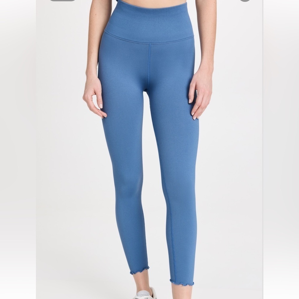 NWT Spiritual Gangster Ribbed Women's 7/8 Leggings Size M/L